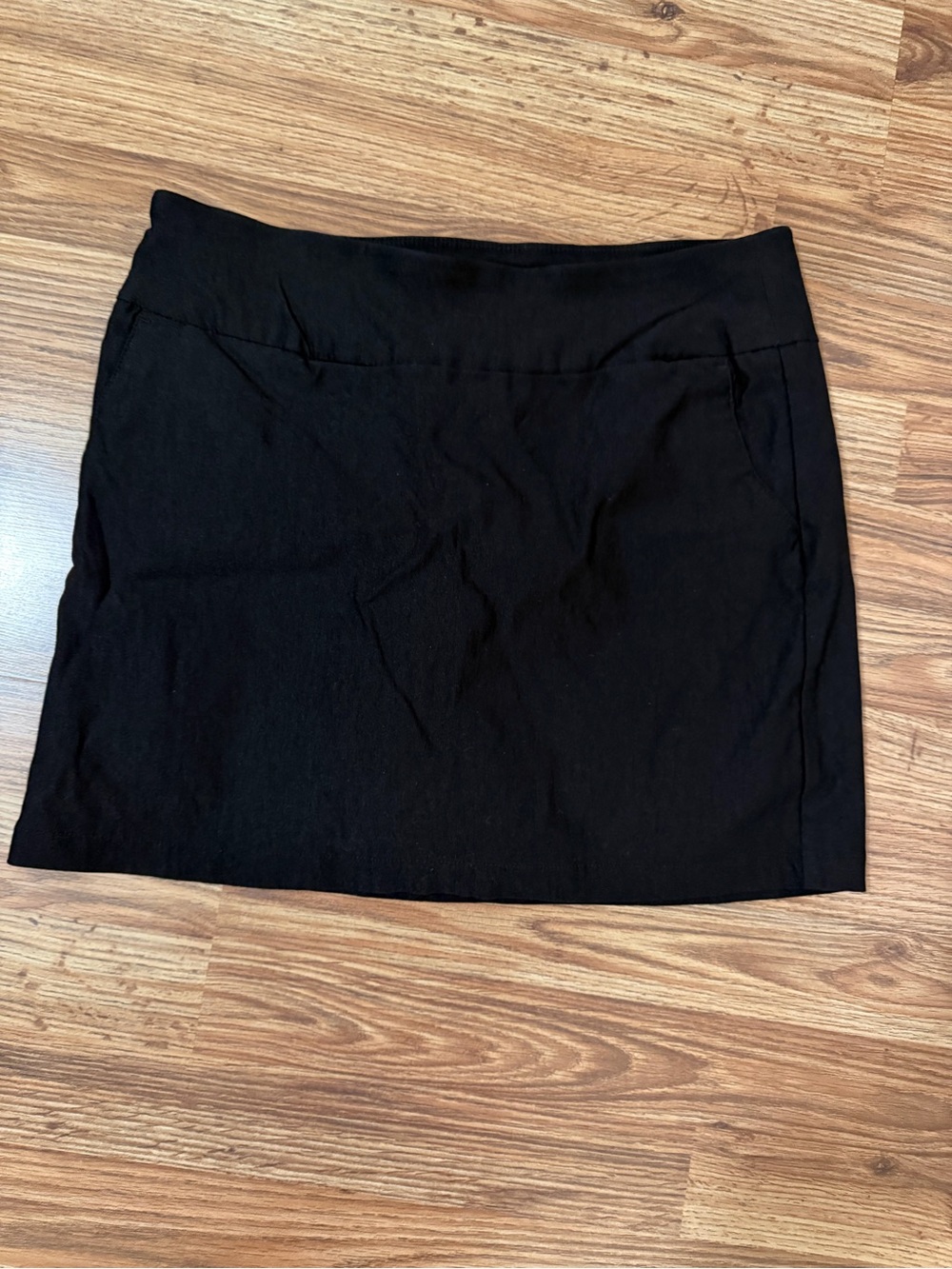 Attyre Black Stretch Mini Skort with pockets